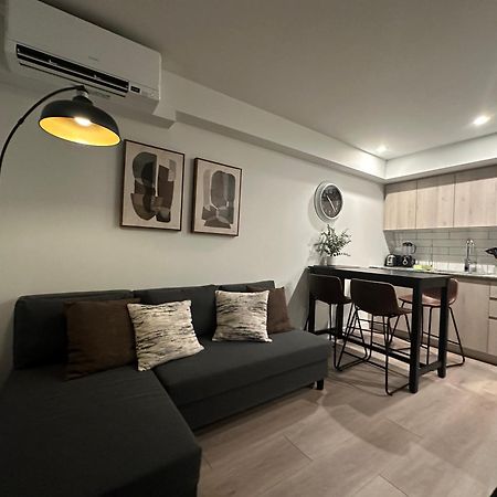 Downtown Center Silverstone Tower I And II Long-Term Booking Only Your Second Home In וונקובר מראה חיצוני תמונה
